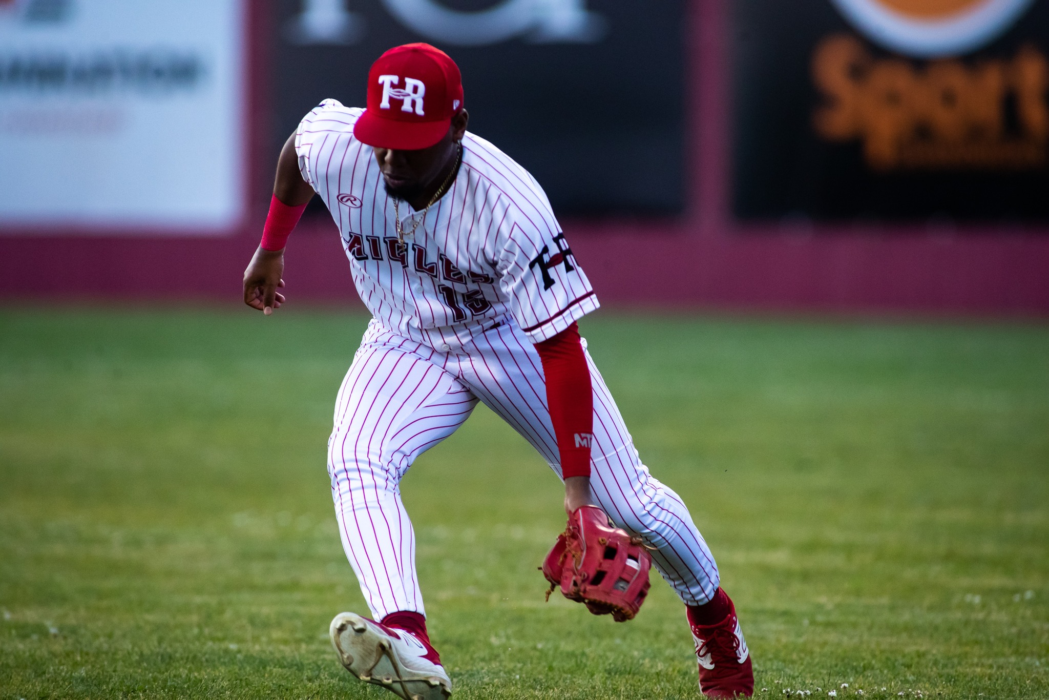 BOULDERS BOUNCE BACK AGAINEST AIGLES TO AVOID SWEEP